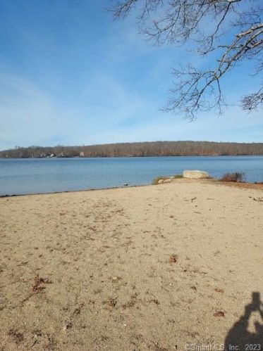 46 Ryan Ter, Exeter CT  06249-2134 exterior