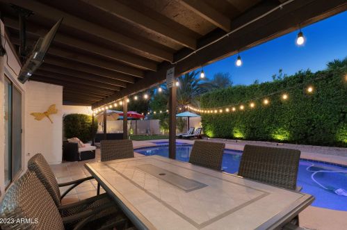 11641 23rd St, Phoenix AZ 85028-1705 exterior