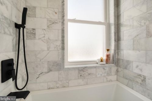 4215 16th St, Washington DC  20011-7005 exterior