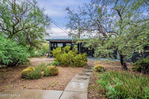 1338 Grant Rd, Tucson AZ 85712-2307 exterior