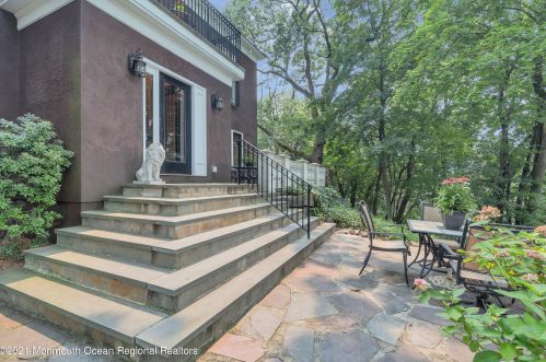 50 Hooper Ave, Atlantic Highlands NJ  07716-1537 exterior