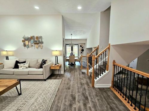 6245 Marbut Farms Rd, Lithonia GA 30058-7974 exterior