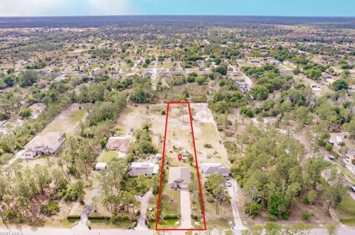 3660 27 Ave, Naples FL 34120-8986 exterior