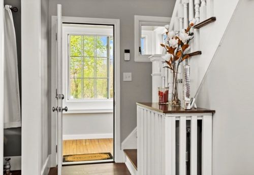 11 Edlin St, Worcester MA 01603-1945 exterior