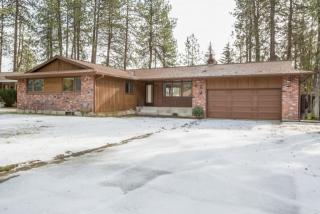 11726 Highwood Ct, Spokane, WA 99218-2995