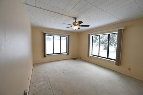 713 Frst Grn Dr, Moon Twp PA 15108-2763 exterior