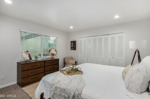 2502 22 Ave, Phoenix AZ 85009-1926 exterior