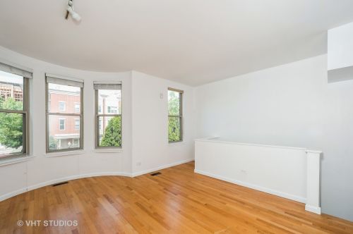 730 Eastman St, Chicago IL  60610-6173 exterior