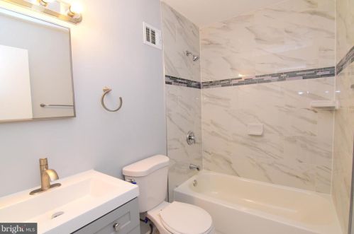 6439 Patience Ct, Alexandria VA 22315-3443 exterior