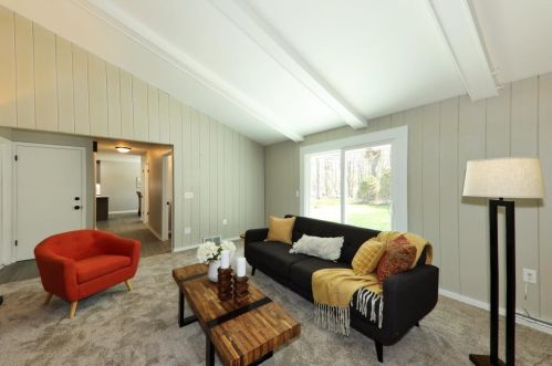 4445 Upham Ave, Milwaukee WI  53220-5122 exterior