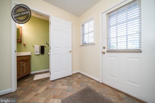 3010 New Enterprise Ct, Huntingtown MD 20639-9136 exterior