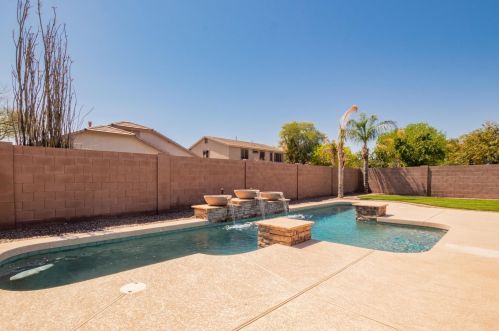 1773 San Carlos Pl, Chandler AZ 85249-2027 exterior