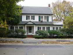 182 Homer St, Newton, MA 02459-1518