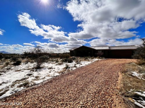 36696 Calle Diamante, Tucson AZ  85739-1323 exterior