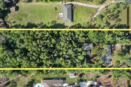 6800 Bottlebrush Ln, Naples FL 34109-3807 exterior