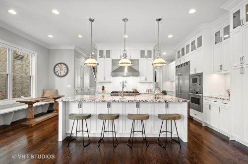 1654 Carmen Ave, Chicago IL 60640-2703 exterior