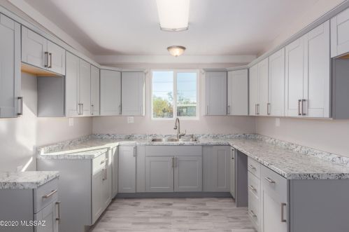 2612 Quail Rd, Tucson AZ 85746-5135 exterior