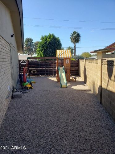 7137 21st Ave, Phoenix AZ 85086-8377 exterior