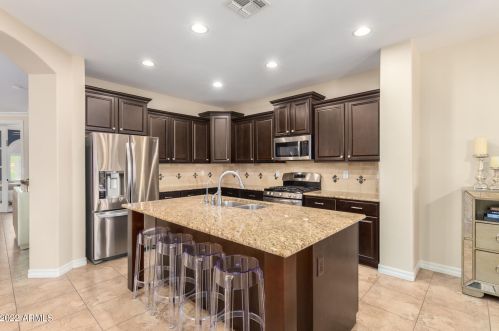 654 Bartlett Way, Chandler AZ  85248-5088 exterior