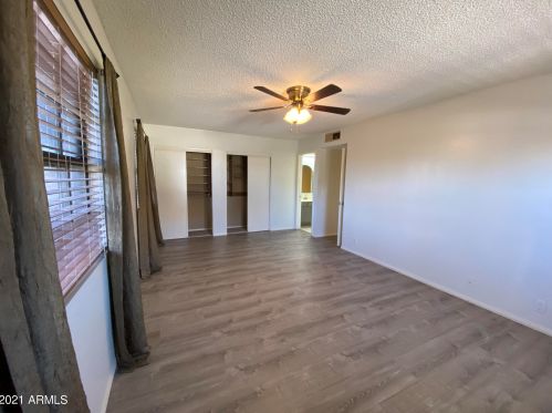 15814 38 Dr, Phoenix AZ 85053-3757 exterior