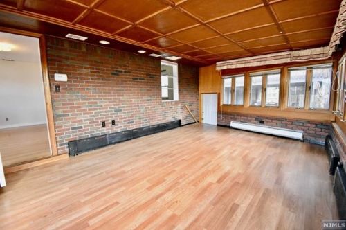 166 Morningside Ln, Palisades Park NJ exterior