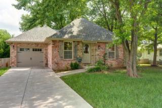 1006 Broadmoor St, Springfield MO  65807-3308 exterior