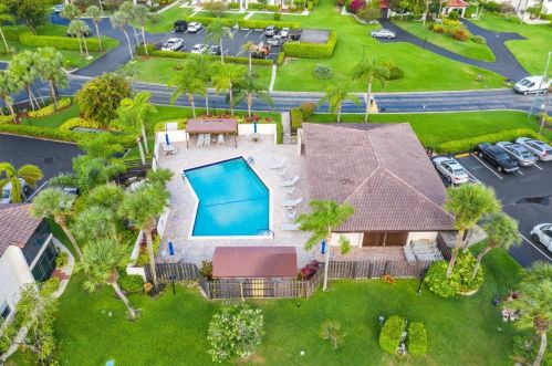 7970 Eastlake Dr, Boca Raton FL  33433-2117 exterior