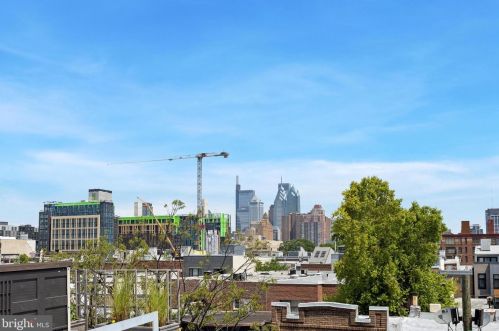 1208 Federal St, Philadelphia PA 19146-3828 exterior