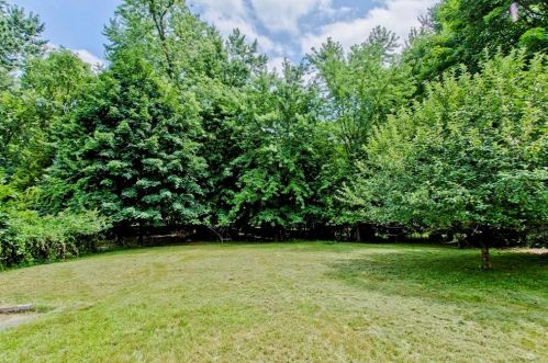 65 Mandalay Rd, Springfield MA 01118-2026 exterior