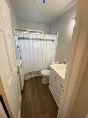 1725 Peck St, Meskegon MI 49441-2530 exterior