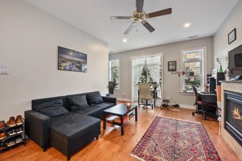 1427 17th St, Chicago IL 60608-2010 exterior