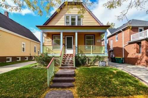 4019 Stowell Ave, Milwaukee WI  53211-2133 exterior