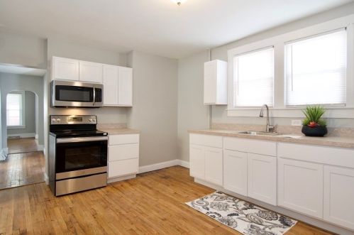 29 Marble St, Springfield MA 01105-2209 exterior