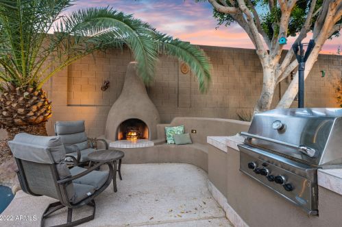 15405 18 Ave, Phoenix AZ 85015-3840 exterior