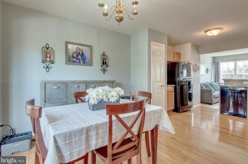 105 Knollwood Dr, Lancaster PA 17601-5613 exterior