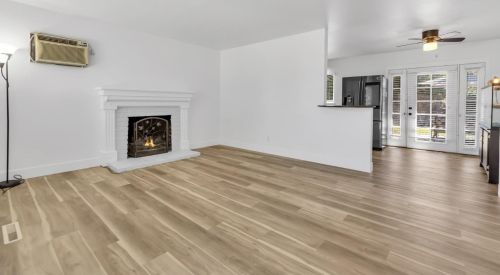 1380 Sunshine Dr, Concord CA 94520-4069 exterior