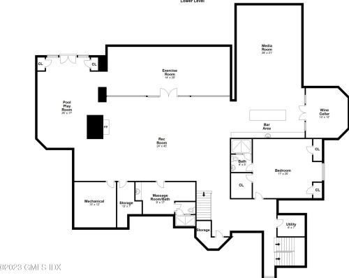 32 Meadowcroft Ln, Greenwich CT 06830-3823 exterior