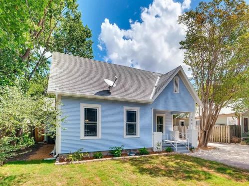 906 38th 1/2 St, Austin TX  78751-5217 exterior