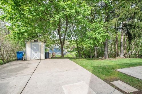 3341 Recker Dr, Pittsburgh PA exterior