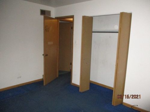 14745 Memorial Dr, Dolton IL 60419-2124 exterior