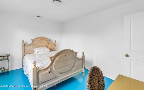 7 Church St, Locust NJ 07760-2104 exterior