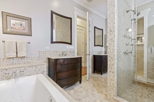 1309 Nelson St, Chicago IL 60657-3042 exterior