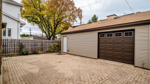 3927 Lawndale Ave, Chicago IL  60618-3107 exterior