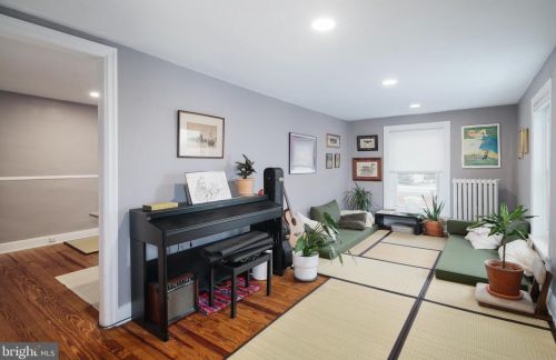 426 Leverington Ave, Philadelphia PA 19128-3314 exterior