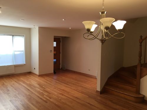 6856 Lincoln Ave, Chicago IL  60712-2628 exterior