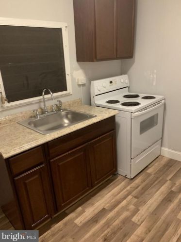 3633 Camac St, Philadelphia PA  19140-4213 exterior