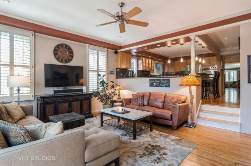 4541 Hermitage Ave, Chicago IL 60609-3811 exterior