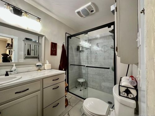 46 Mcgrath Ln, Exeter CT  06249-2608 exterior