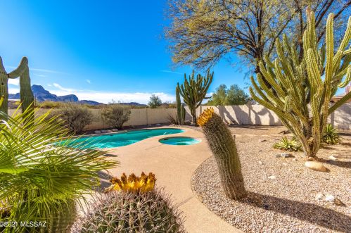 8483 Cantora Way, Tucson AZ 85743-5005 exterior