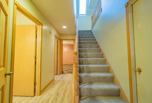 3470 Polonaise Dr, Meskegon MI 49442-1775 exterior